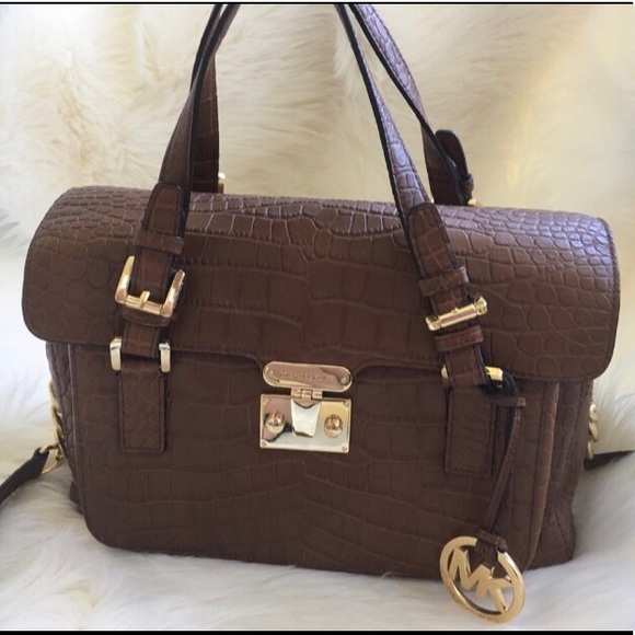 $498 Retail New! MICHAEL KORS satchel - Picture 10 of 10